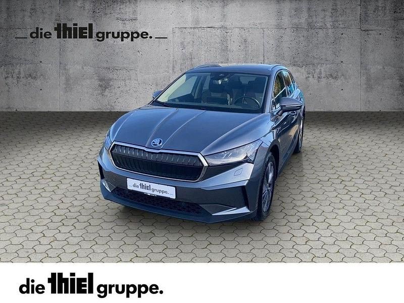 Grau Gebraucht 2022 Skoda Enyaq iV SUV | 31.840 € (Fairer Preis) - Bild 1/4