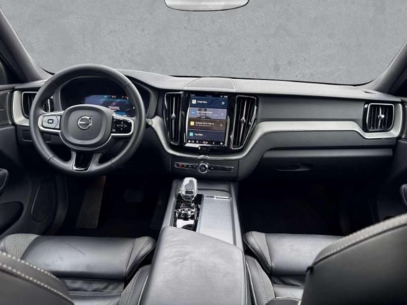 Gebraucht Volvo XC60 Plus 250 PS (183 kW) 2025 Schwarz SUV