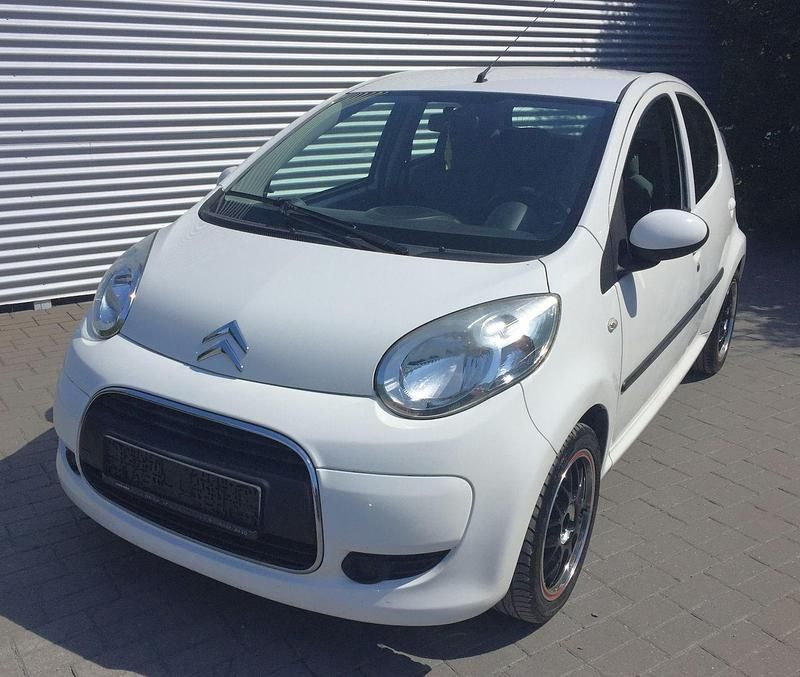 Weiß Gebraucht 2012 Citroën C1 Style Kleinwagen | 1.990 € (Superpreis) - Bild 1/3