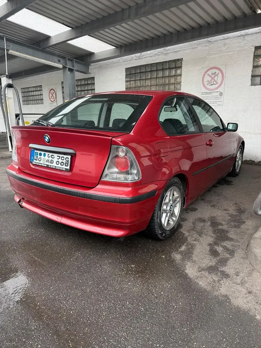 Gebraucht BMW 316 116 PS (85 kW) 2002 Rot Limousine