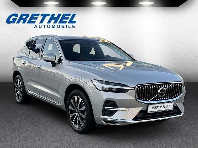 Gebraucht Volvo XC60 145 PS (106 kW) 2022 SUV