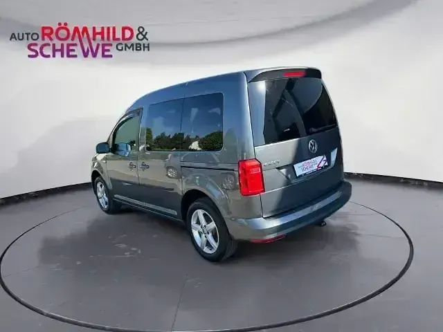 Gebraucht VW Caddy Trendline 131 PS (96 kW) 2019 Grau Van / Kleinbus