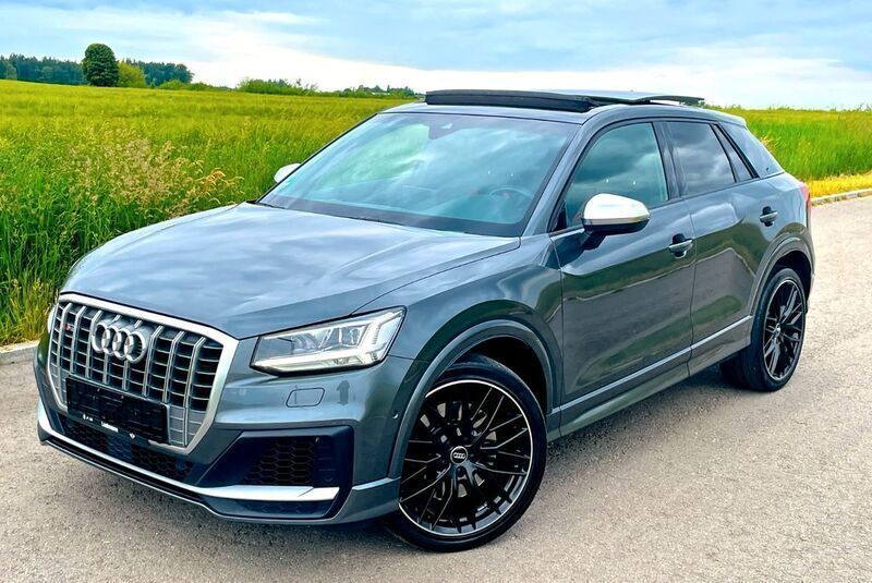 Grau Gebraucht 2019 Audi SQ2 Design SUV | 28.500 € (Guter Preis) - Bild 1/4