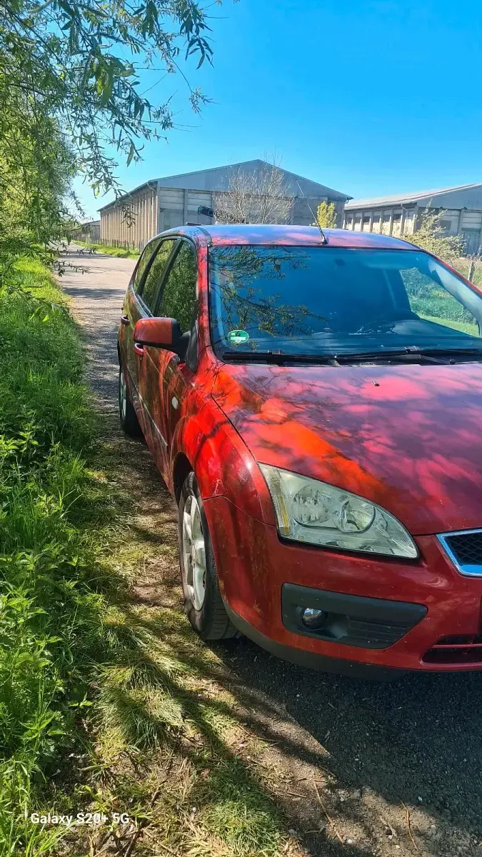 Gebraucht Ford Focus 105 PS (77 kW) 2007 Rot Limousine