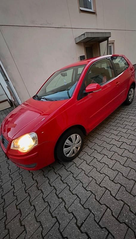 Gebraucht VW Polo 60 PS (44 kW) 2006 Rot Kleinwagen