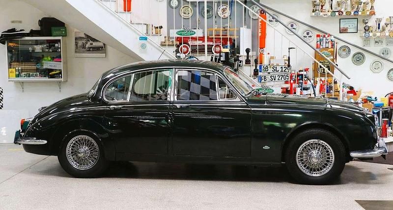 Gebraucht Jaguar MK II 135 PS (99 kW) 1968 British racing green Limousine