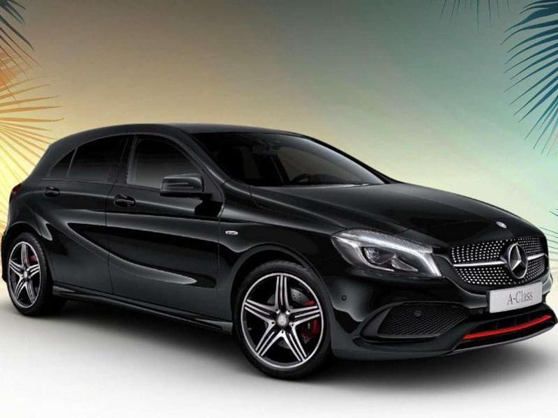 Schwarz Gebraucht 2016 Mercedes A250 Limousine | 17.900 € (Fairer Preis) - Bild 1/4