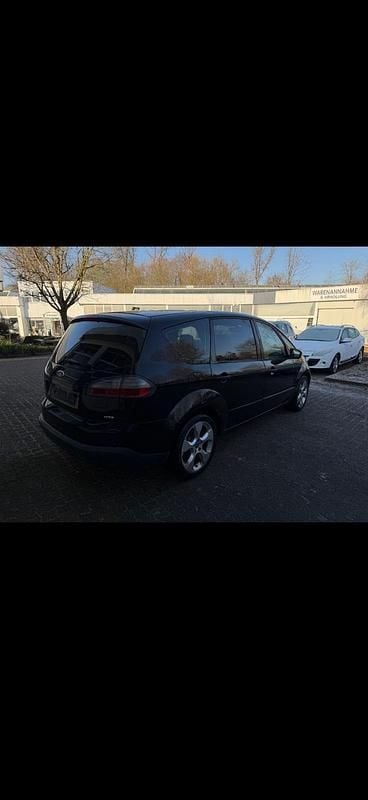Gebraucht Ford S-MAX S 140 PS (102 kW) 2009 Schwarz Van / Kleinbus