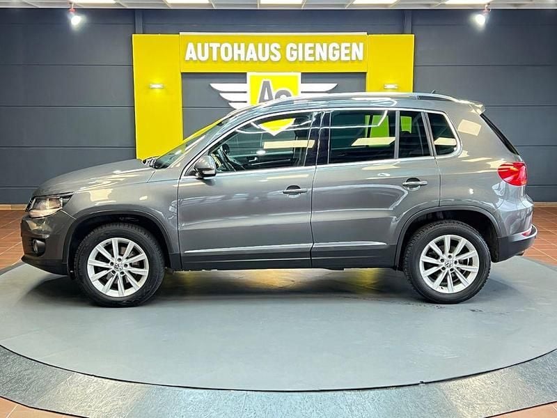 Gebraucht VW Tiguan Sportline 179 PS (131 kW) 2012 Grau SUV