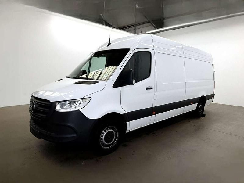 Gebraucht Mercedes Sprinter 170 PS (125 kW) 2025 Arktikweiß Van