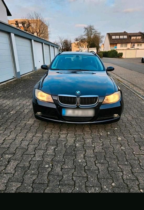 Gebraucht BMW 320 Cabriolet 150 PS (110 kW) 2007 Schwarz Cabrio