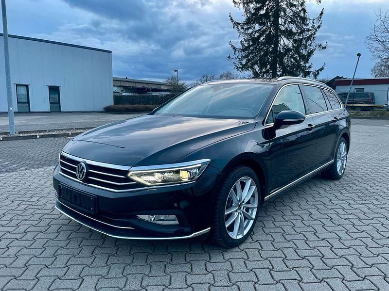 Gebraucht VW Passat Elegance 190 PS (139 kW) 2020 Schwarz Kombi