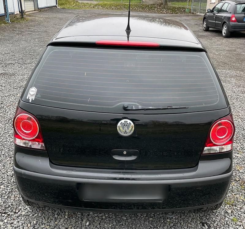 Gebraucht VW Polo 58 PS (42 kW) 2002 Schwarz Kleinwagen