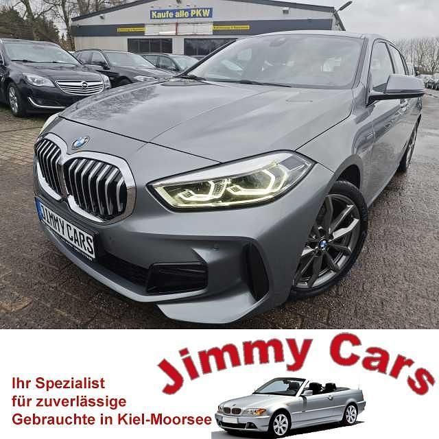 Grau Gebraucht 2023 BMW 118 M Sport Kleinwagen | 21.999 € (Superpreis) - Bild 1/4