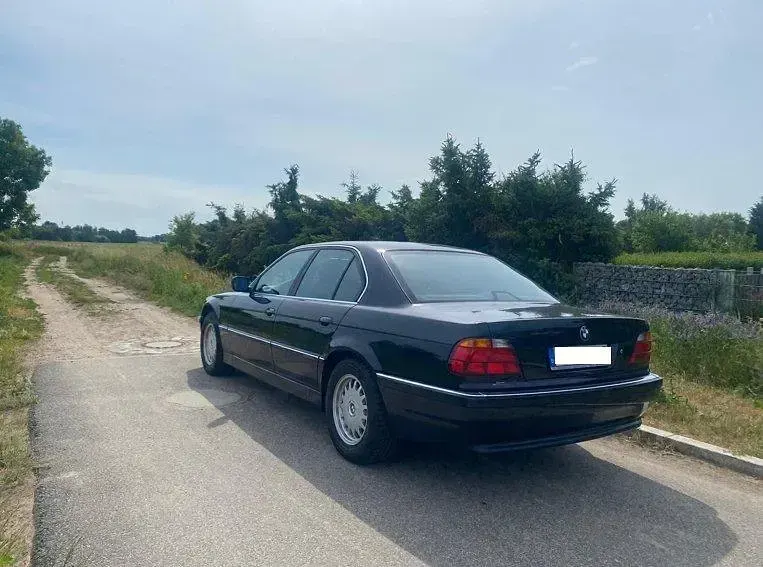 Gebraucht BMW 728 193 PS (141 kW) 1997 Schwarz Limousine