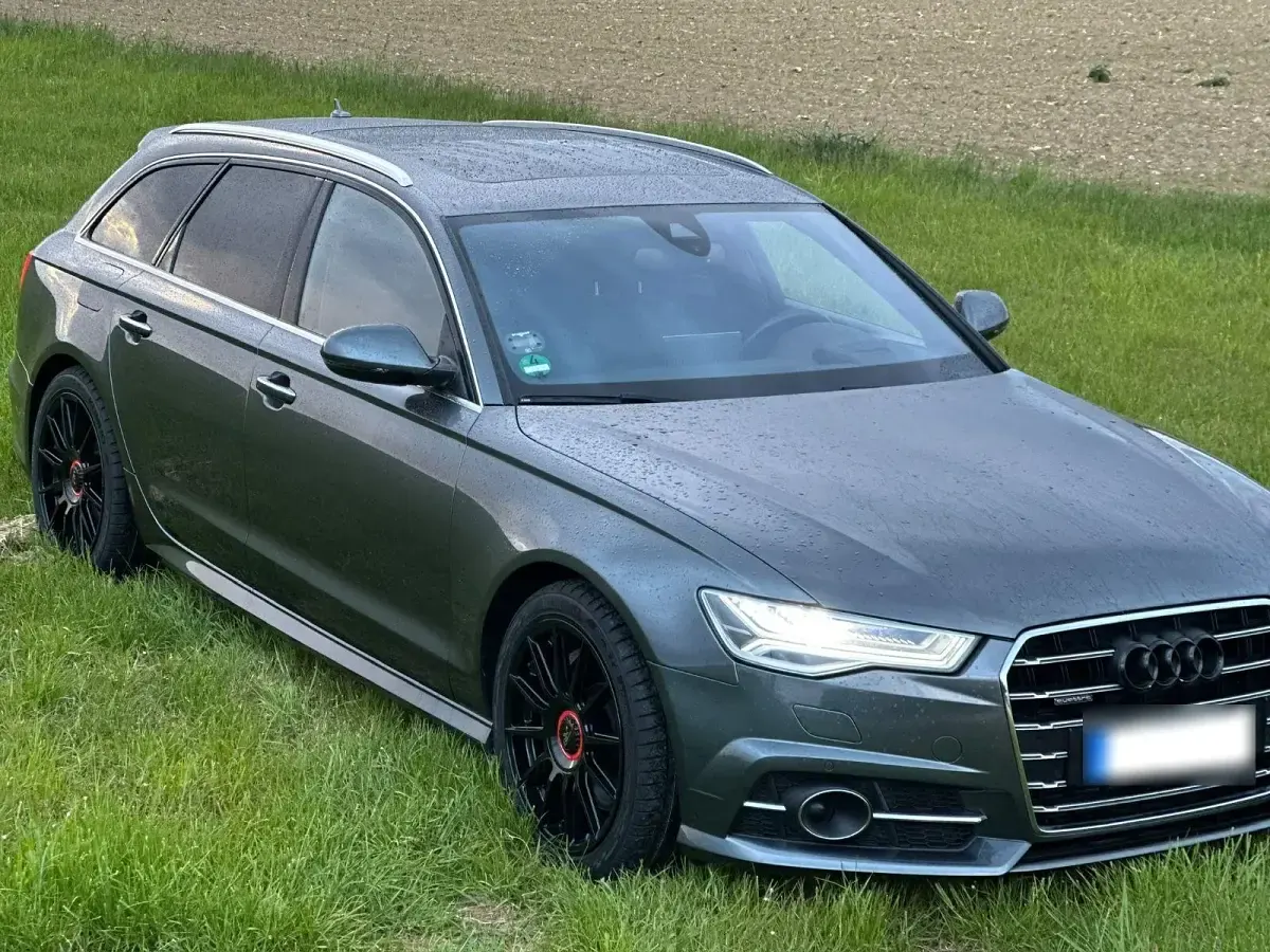 Gebraucht Audi A6 Ambiente 320 PS (235 kW) 2016 Grau Kombi