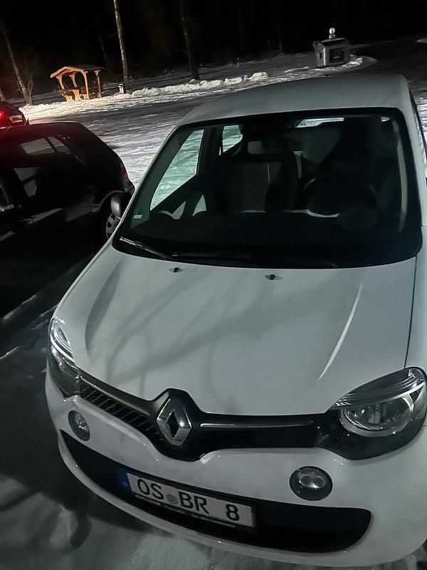 Weiß Gebraucht 2015 Renault Twingo Kleinwagen | 5.000 € - Bild 1/4