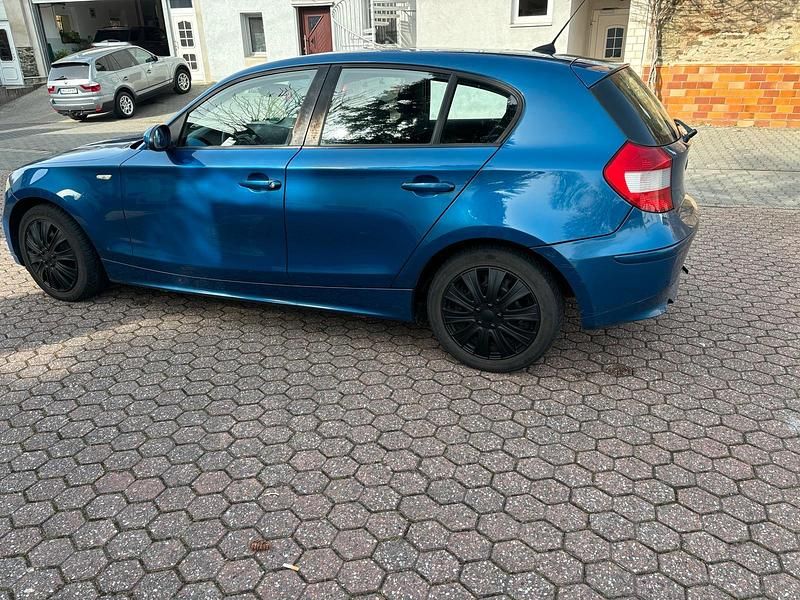 Gebraucht BMW 120 163 PS (119 kW) 2005 Blau Kleinwagen