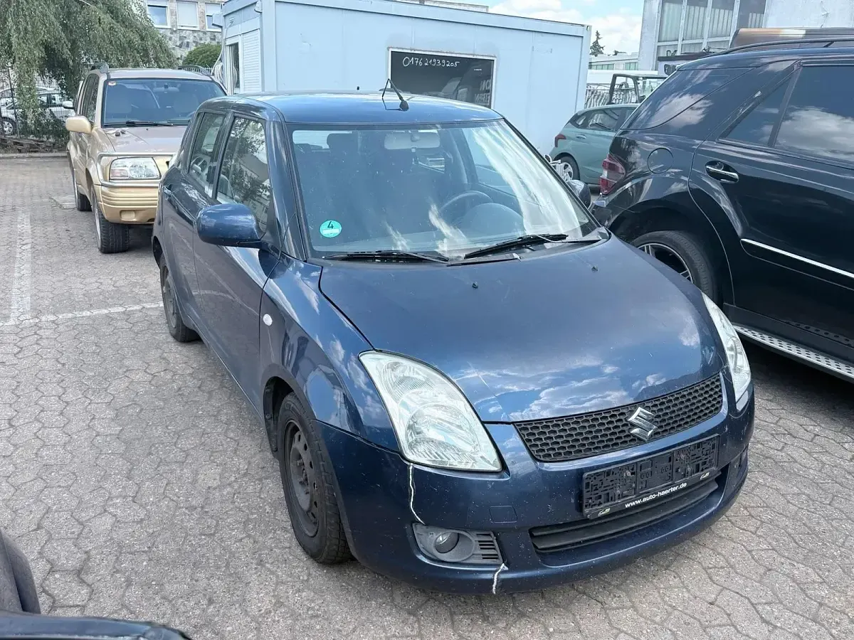 Gebraucht Suzuki Swift 102 PS (75 kW) 2009 Blau Kleinwagen