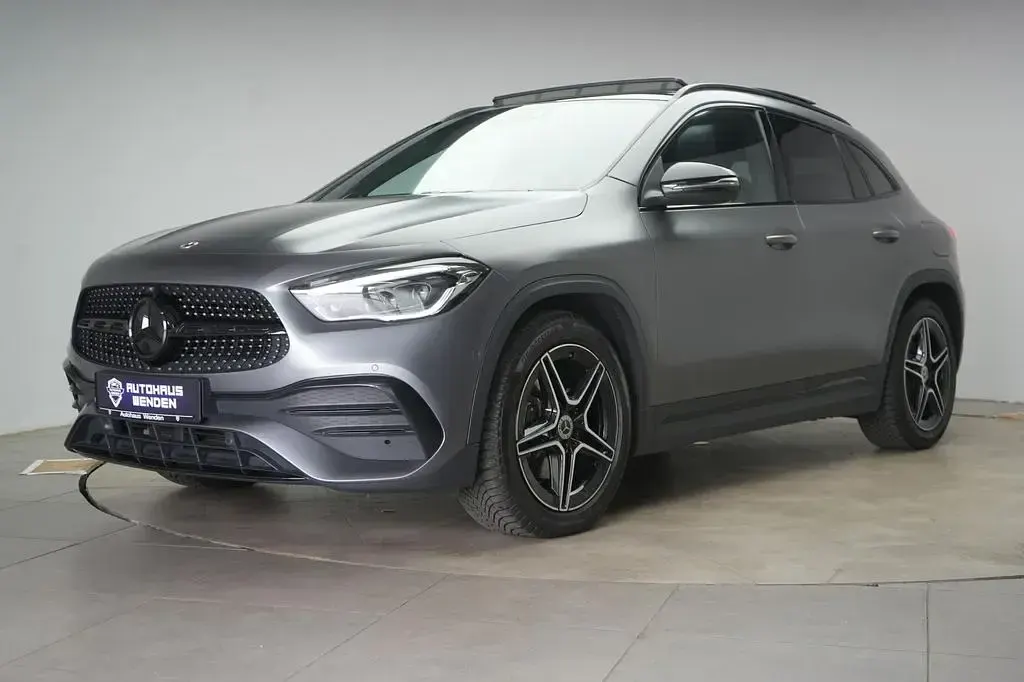 Gebraucht Mercedes GLA220 AMG line 190 PS (139 kW) 2023 Grau SUV