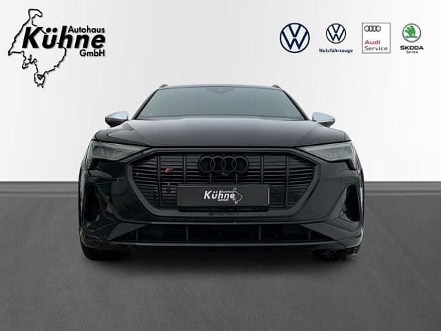 Gebraucht Audi SQ8 e-tron Ambiente 369 kW (503 PS) 2022 SUV