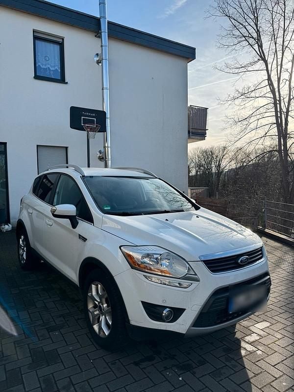 Gebraucht Ford Kuga 136 PS (100 kW) 2012 Weiß SUV