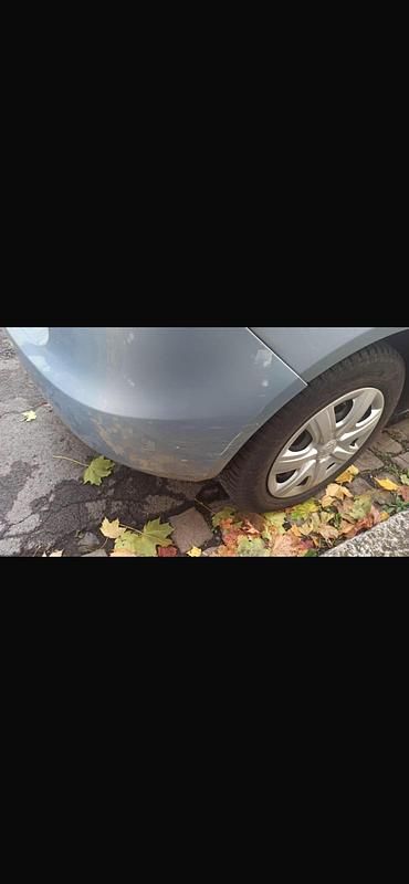 Gebraucht Skoda Fabia 60 PS (44 kW) 2010 Blau Kleinwagen