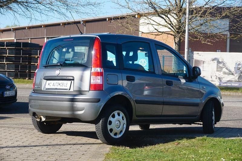 Gebraucht Fiat Panda 69 PS (50 kW) 2012 Grau Kleinwagen