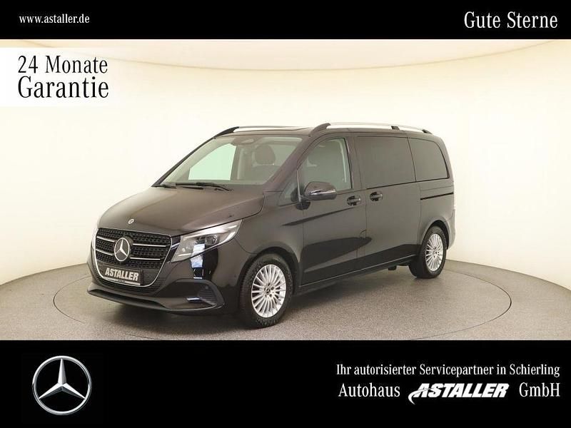 Schwarz Gebraucht 2024 Mercedes V300 Style Van / Kleinbus | 63.899 € (Guter Preis) - Bild 1/4