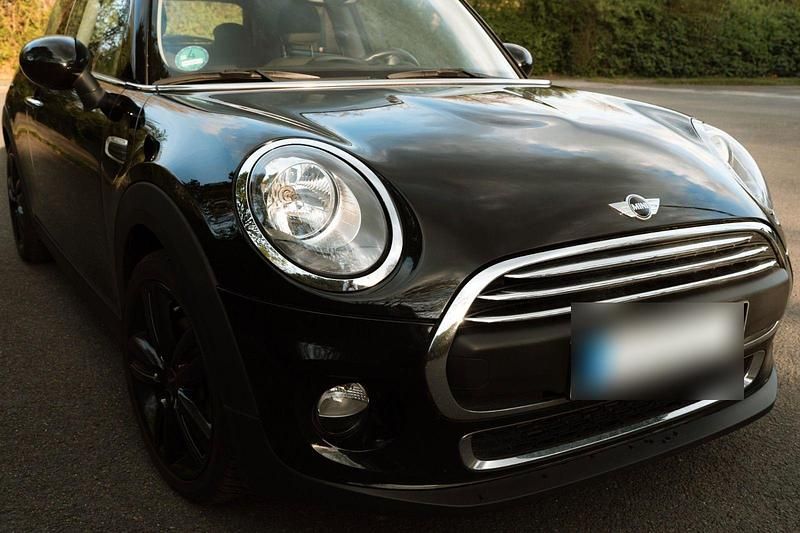 Second-hand Mini ONE 102 CP (75 kW) 2017 Negru Hatchback
