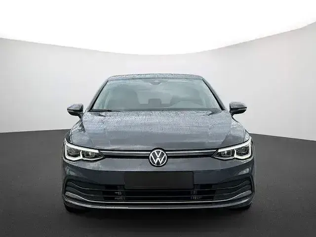 Gebraucht VW Golf VIII Move 150 PS (110 kW) 2023 Grau Limousine