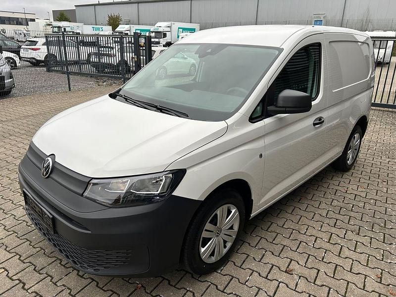 Gebraucht VW Caddy 102 PS (75 kW) 2025 Weiß Van / Kleinbus