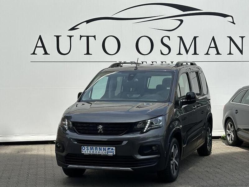 Schwarz Gebraucht 2023 Peugeot Rifter GT Van / Kleinbus | 17.750 € (Fairer Preis) - Bild 1/4
