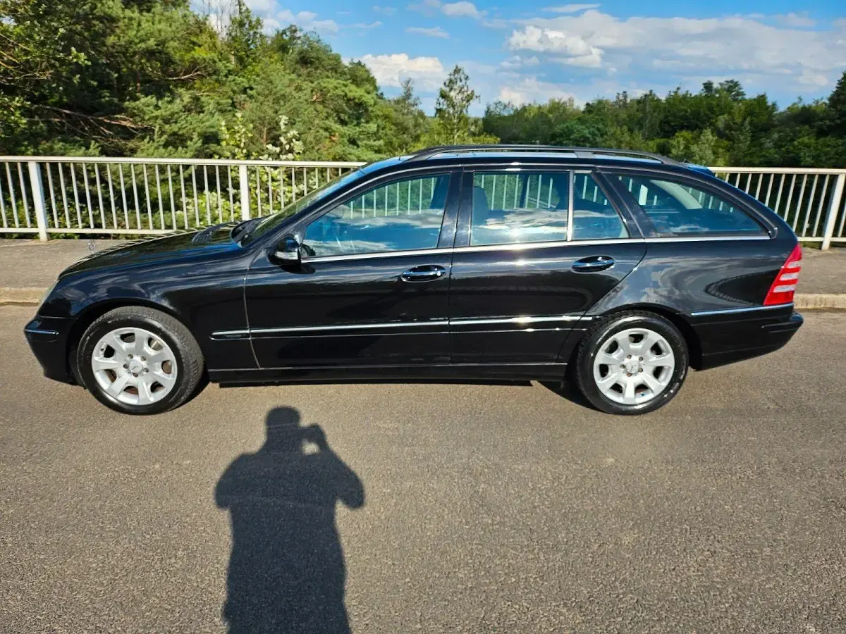 Gebraucht Mercedes C230 204 PS (150 kW) 2006 Schwarz Limousine