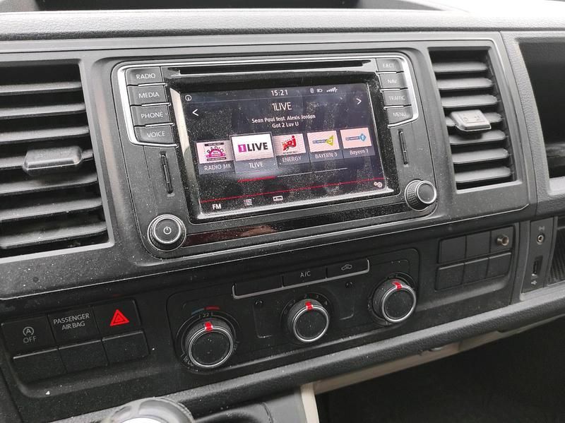 Gebraucht VW Transporter 102 PS (75 kW) 2016 Blau Van