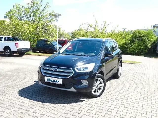 Gebraucht Ford Kuga Titanium 175 PS (128 kW) 2019 Schwarz SUV