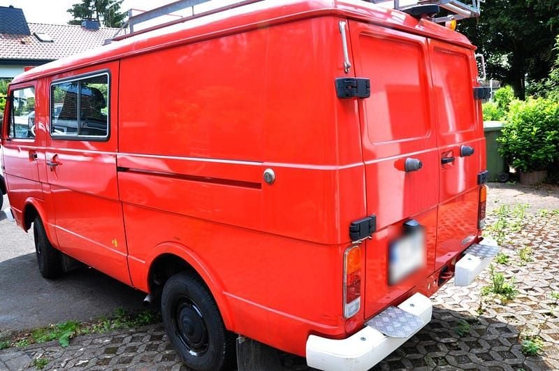Second-hand VW LT 90 CP (66 kW) 1984 Roșu Van