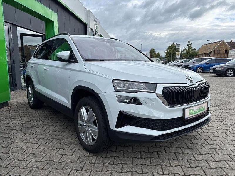 Gebraucht Skoda Karoq Ambition 150 PS (110 kW) 2024 Moonweiss metallic SUV