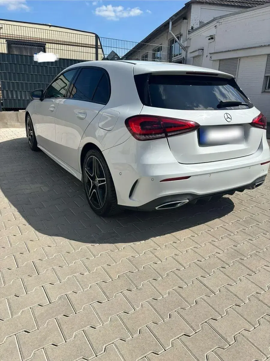 Gebraucht Mercedes A250 AMG line 224 PS (164 kW) 2019 Weiß Limousine