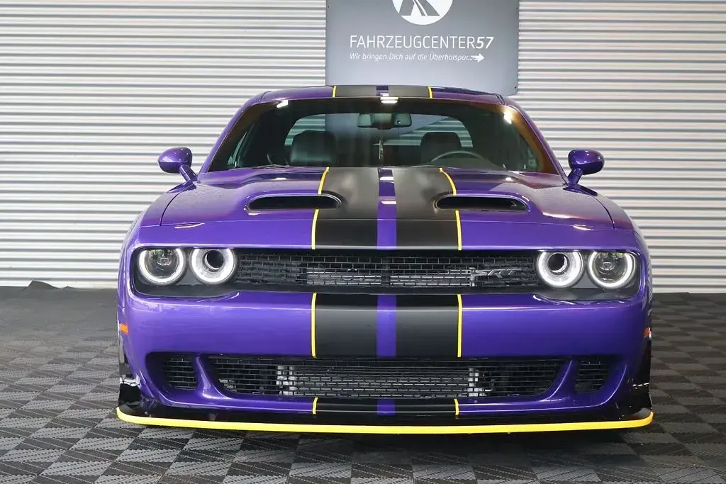 Gebraucht Dodge Challenger 491 PS (361 kW) 2023 Plum crazy Coupé
