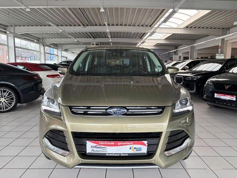 Gebraucht Ford Kuga Titanium 182 PS (133 kW) 2013 Braun SUV