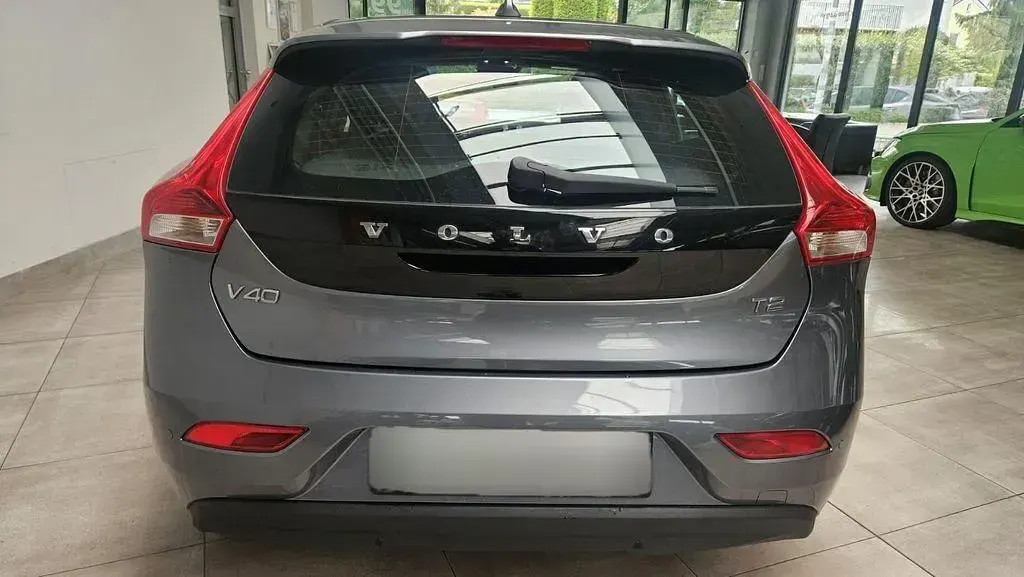 Gebraucht Volvo V40 Kinetic 122 PS (89 kW) 2017 Grau metallic