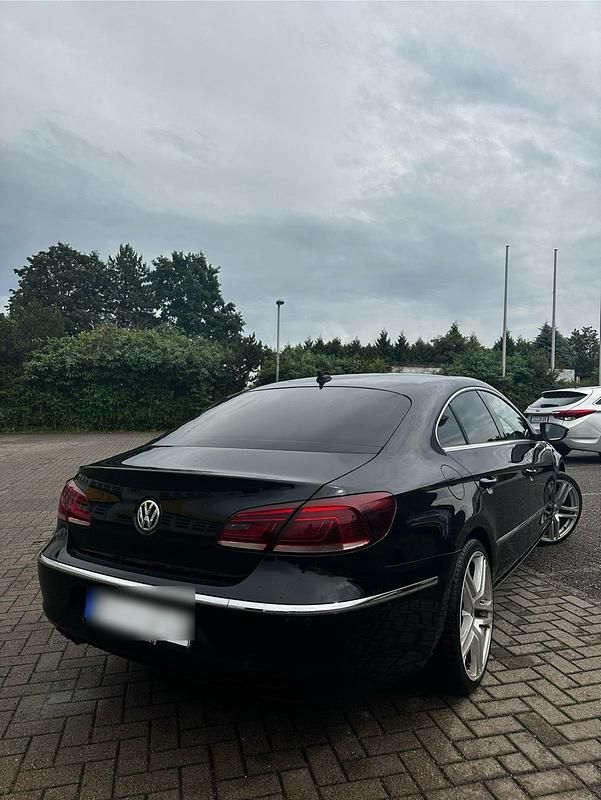 Gebraucht VW Passat 140 PS (102 kW) 2012 Schwarz Coupé