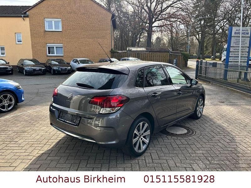 Gebraucht Citroën C4 Shine 131 PS (96 kW) 2016 Grau Limousine