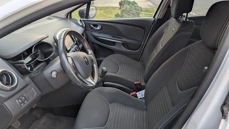 Gebraucht Renault Clio IV Experience 73 PS (53 kW) 2016 Weiß Limousine