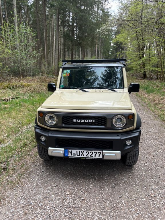 Beige Gebraucht 2018 Suzuki Jimny Comfort+ SUV | 24.900 € (Superpreis) - Bild 1/4