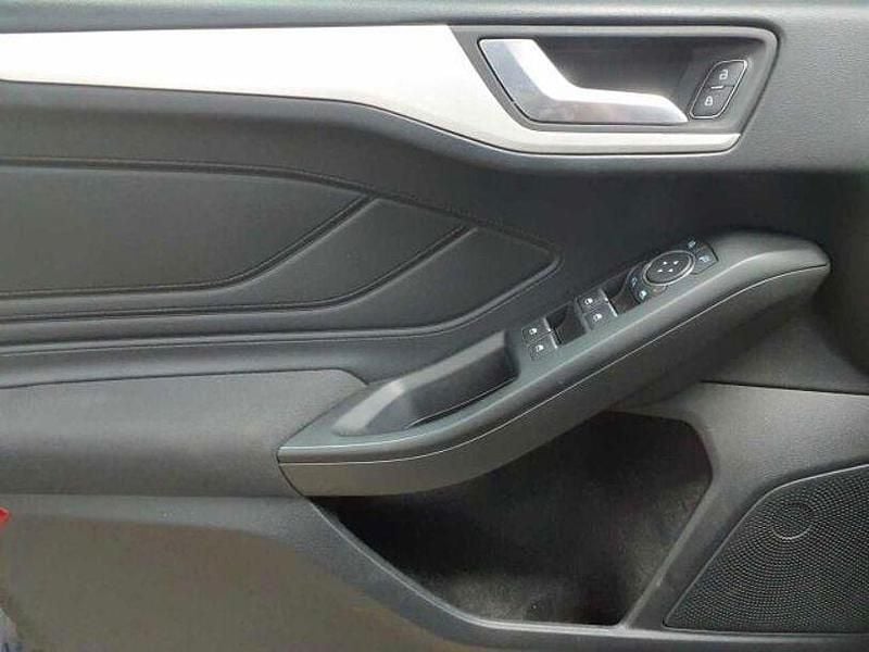 Gebraucht Ford Focus Cool & Connect 150 PS (110 kW) 2020 Blau Limousine