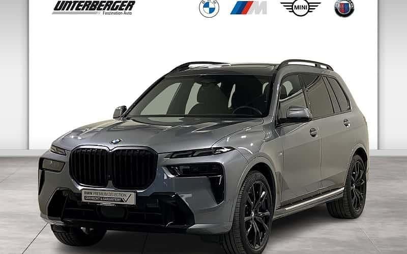 Grau Gebraucht 2024 BMW X7 Executive SUV | 91.890 € (Fairer Preis) - Bild 1/4