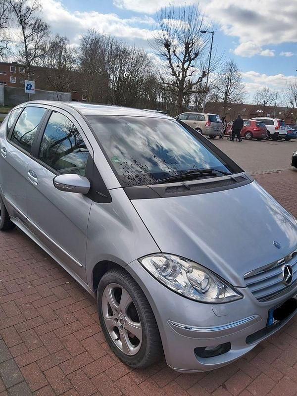 Silber Gebraucht 2007 Mercedes A180 Classic Van / Kleinbus | 2.300 € (Guter Preis) - Bild 1/4