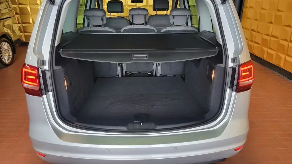 Gebraucht VW Sharan 184 PS (135 kW) 2016 Grau Van / Kleinbus